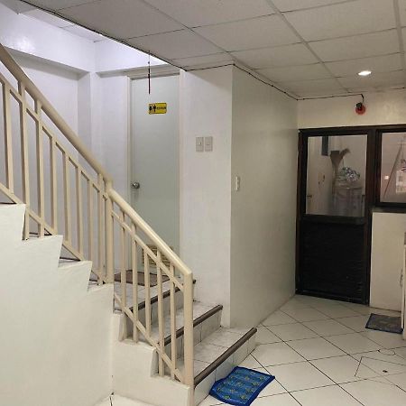 Romy'S Place - Entire 3Rd Floor Apartment فيغان المظهر الخارجي الصورة